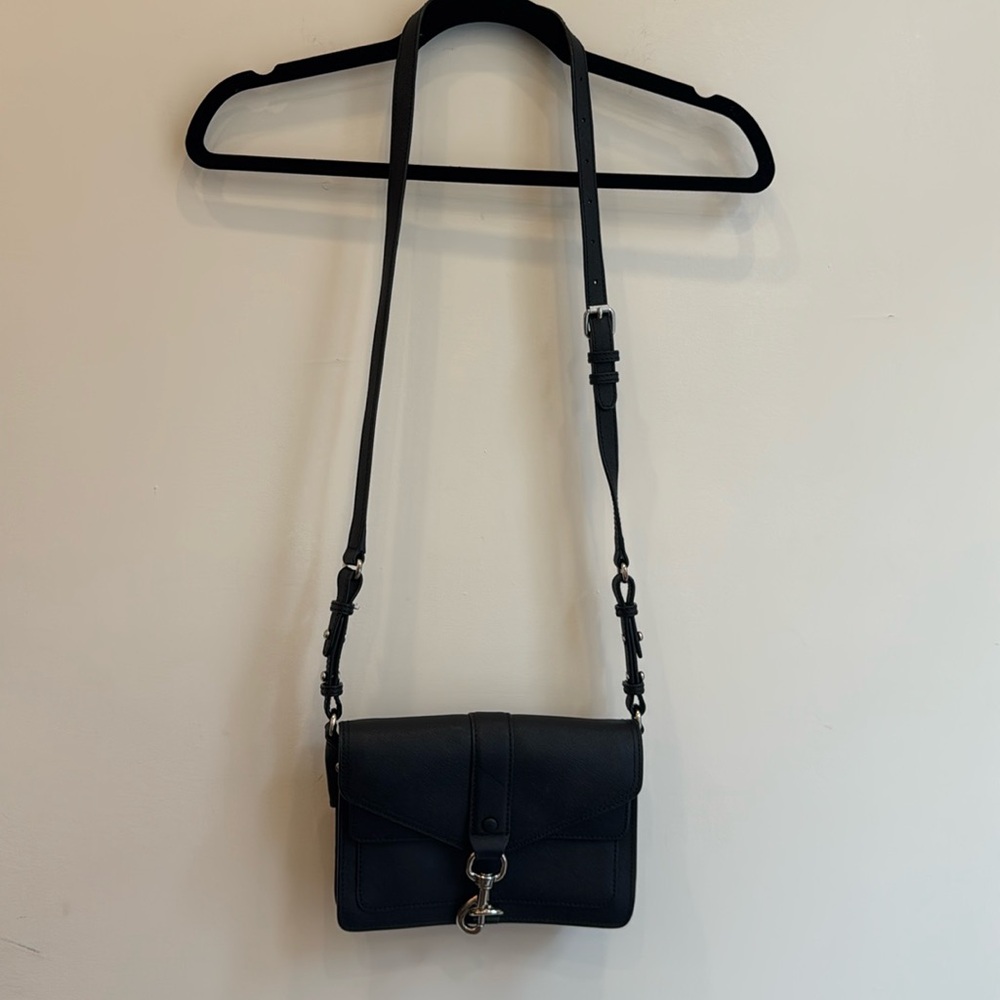 BLACK REBECCA MINKOFF PURSE